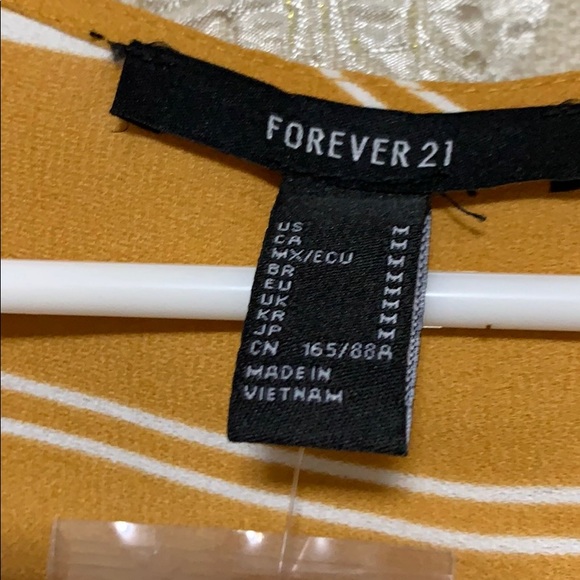 Blouse! - Picture 2 of 3